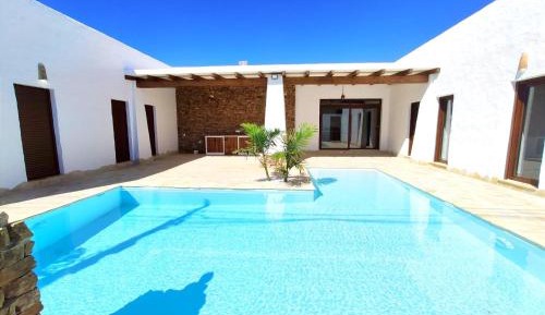 One-Bedroom Villa