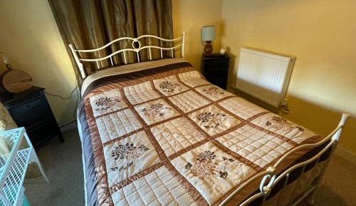 Double Room with Shared Bathroom