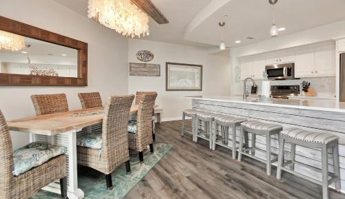 Three-Bedroom Apartment with Ocean View
