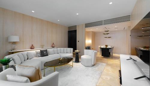 One-Bedroom Apartment with Balcony