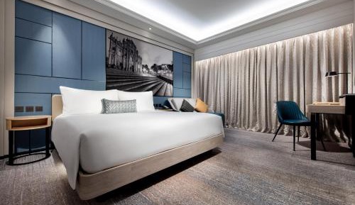 Lisboeta Deluxe King Room 