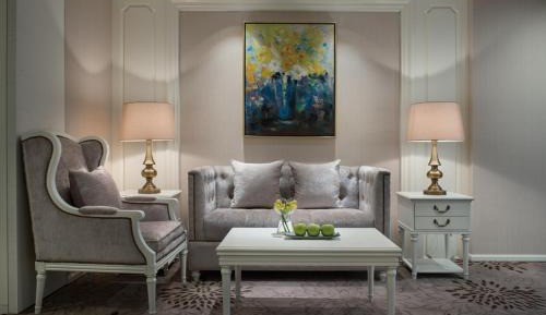 Deluxe Executive Suite