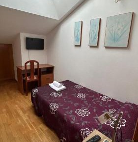 Single Room with Private Bathroom
