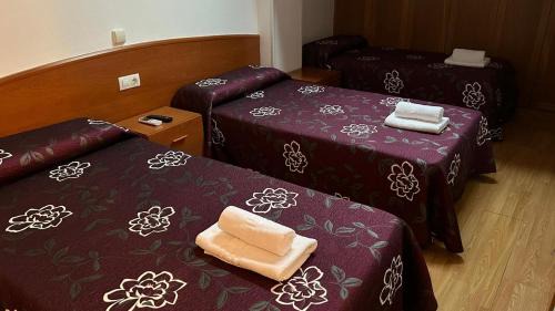 Triple Room with Private Bathroom