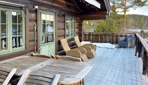 Two-Bedroom Holiday Home