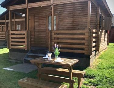 Bungalow (4 Adults)