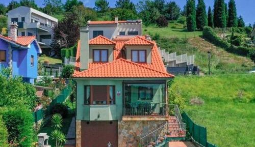 Six-Bedroom House