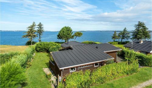 Two-Bedroom Holiday Home