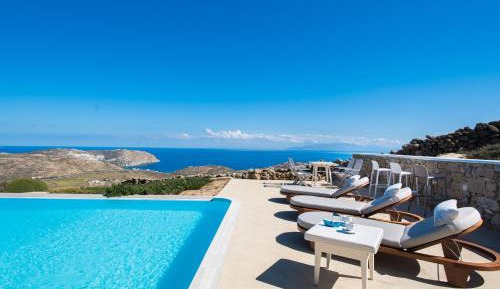 Villa with Private Pool & Plunge Pool