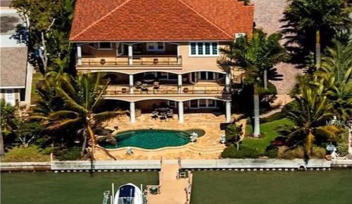 Six-Bedroom House