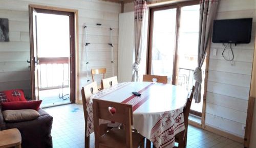 Apartment (5 Adults)