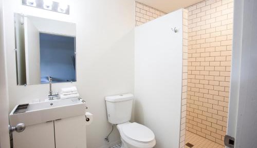 Double Room with Private Bathroom