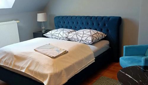 Double Room with Private External Bathroom