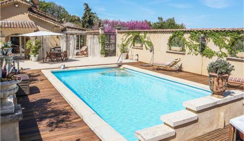 Two-Bedroom Holiday Home