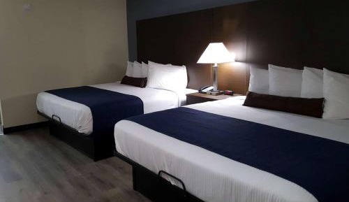 Queen Room with Two Queen Beds - Non-Smoking