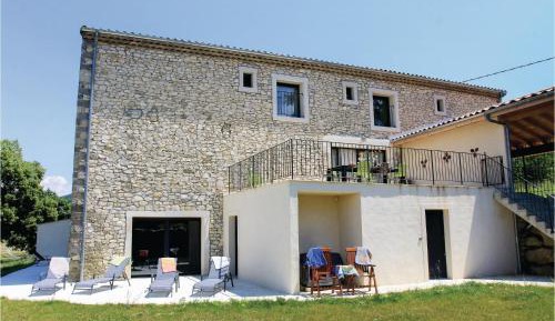 Six-Bedroom Holiday Home