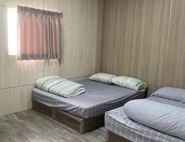 Twin Room with Shared Toilet
