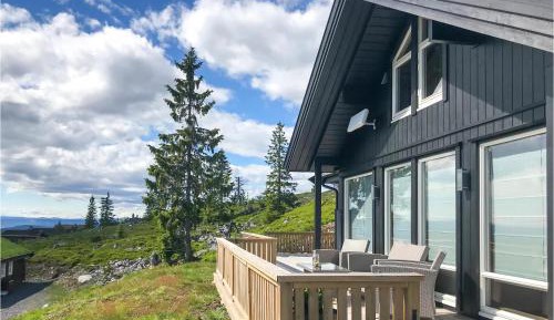 Four-Bedroom Holiday Home