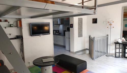 One-Bedroom Apartment (6 Adults)