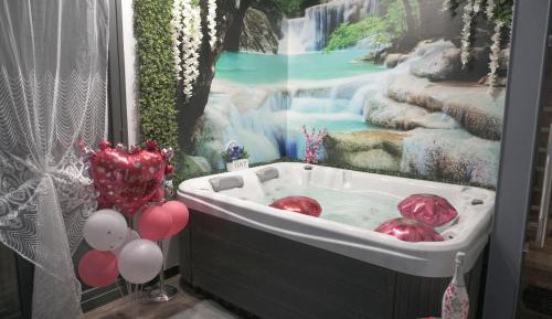 King Room with Spa Bath
