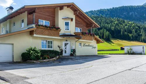Superior One-Bedroom Apartment with Balcony