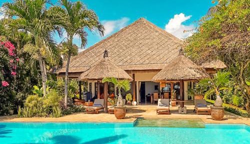 Villa with Private Pool