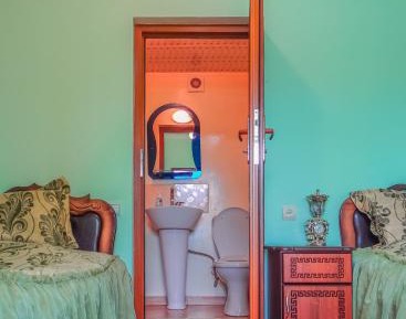 Deluxe Double Room with Shower