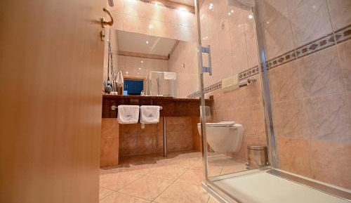 Comfort Single Room