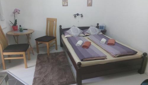 Deluxe Double Studio