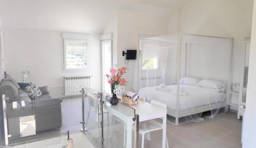 Studio with Balcony