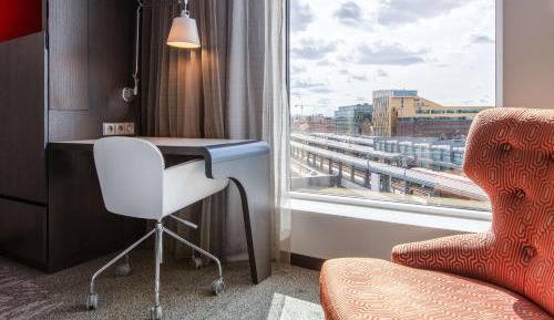 Superior Room with City View