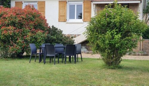 Holiday Home (4 Adults)
