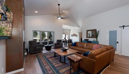Four-Bedroom Holiday Home