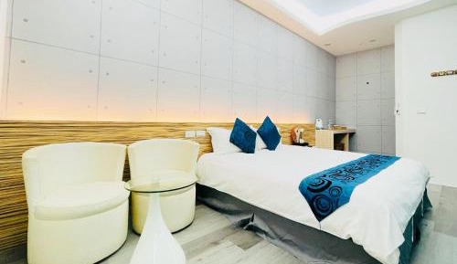 Deluxe Double Room with Bath