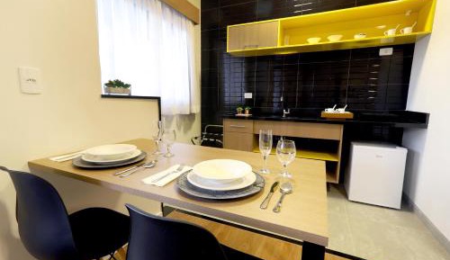 Deluxe Queen Suite