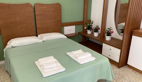 Classic Quadruple Room