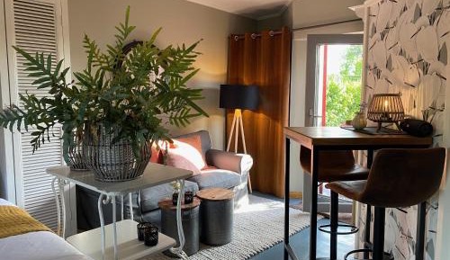 Studio with Terrace