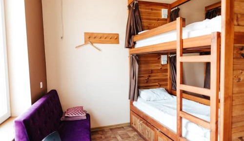 Bed in 10-Bed Mixed Dormitory Room