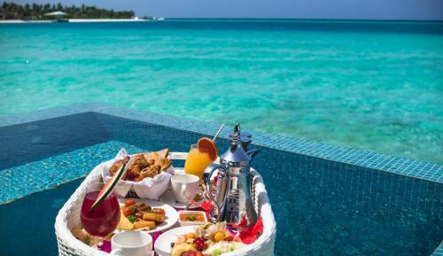 Lagoon Beach Villa