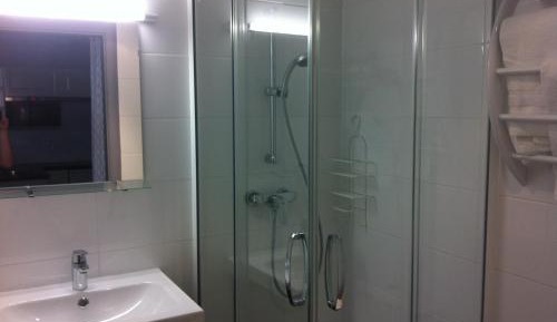 Studio with Twin Beds (2 Adults)