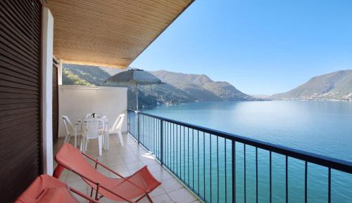 Superior One-Bedroom Apartment with Balcony