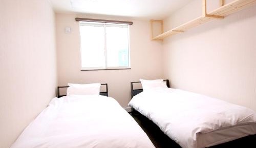 Twin Room with Private Bathroom
