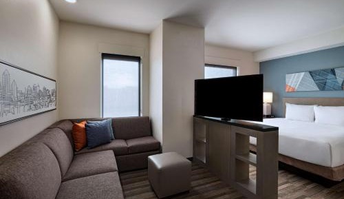 King Studio Suite with Kitchen and Sofa Bed