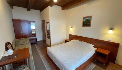 Double Room with Lake View