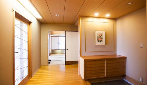 Japanese-Style Family Room - Non-Smoking