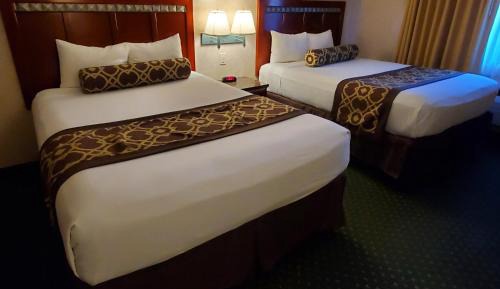 Queen Room with Two Queen Beds - Non-Smoking