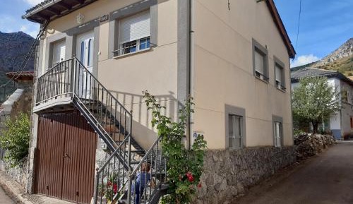 Two-Bedroom Townhouse