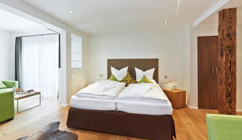  Suite with Air Conditioning