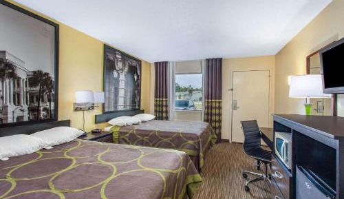 Queen Room with Two Queen Beds - Non-Smoking