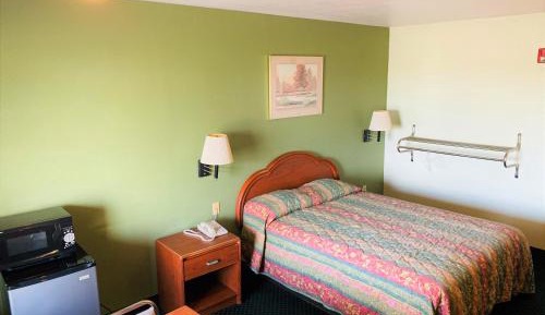 Queen Room - Disability Access